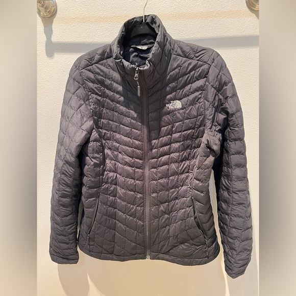 Women’s The North Face Thermoball Jacket - Picture 1 of 5
